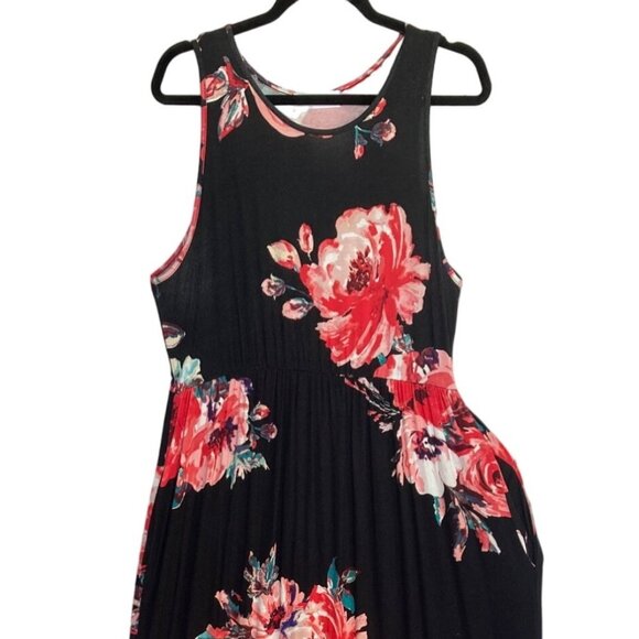 Maxi Comfy Black w/Red Flowers XL Excellent Condition - Picture 3 of 7